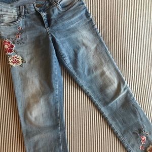 KUT jeans- Connie ankle skinny; raw hem flowers